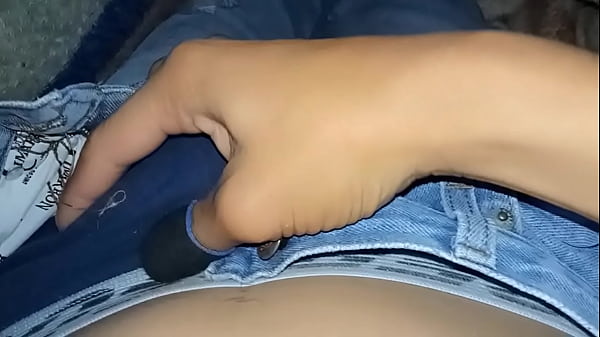 Jugando entre las cobijas